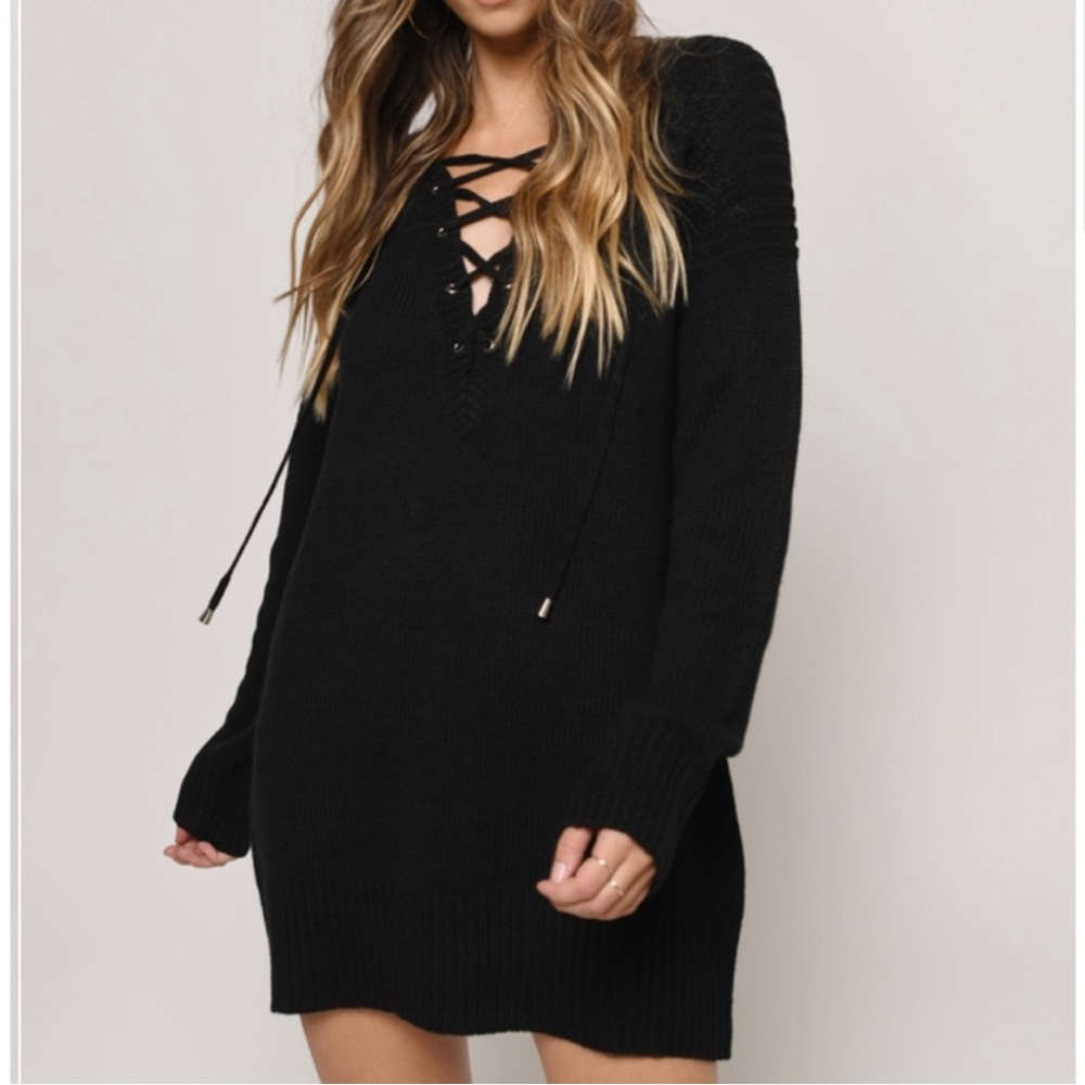NWOT CUte/Sexy Black lace up dress